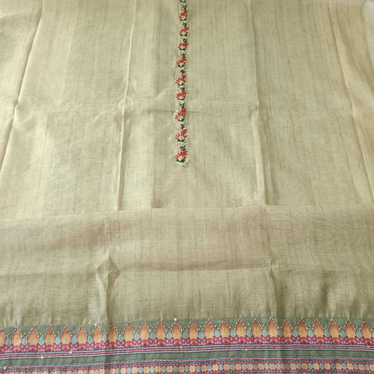GREEN CHANDERI PRINTED & EMBROIDERED SUIT WITH KANTHA CHANDERI DUPATTA