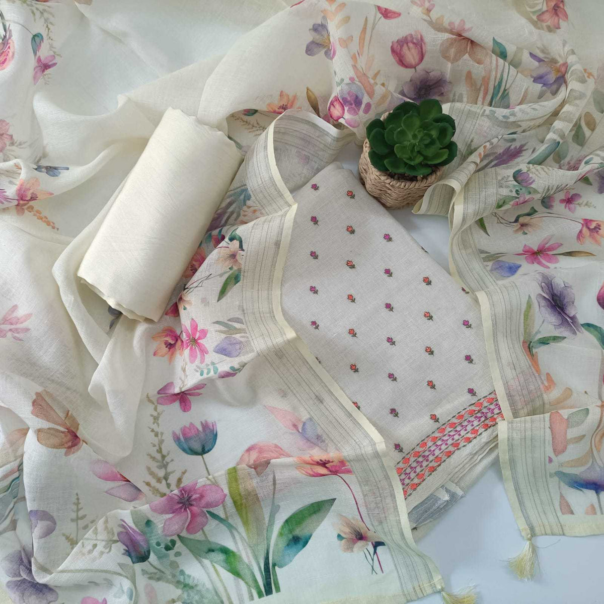 CREAM - PREMIUM LINEN EMBROIDERED SUIT SET