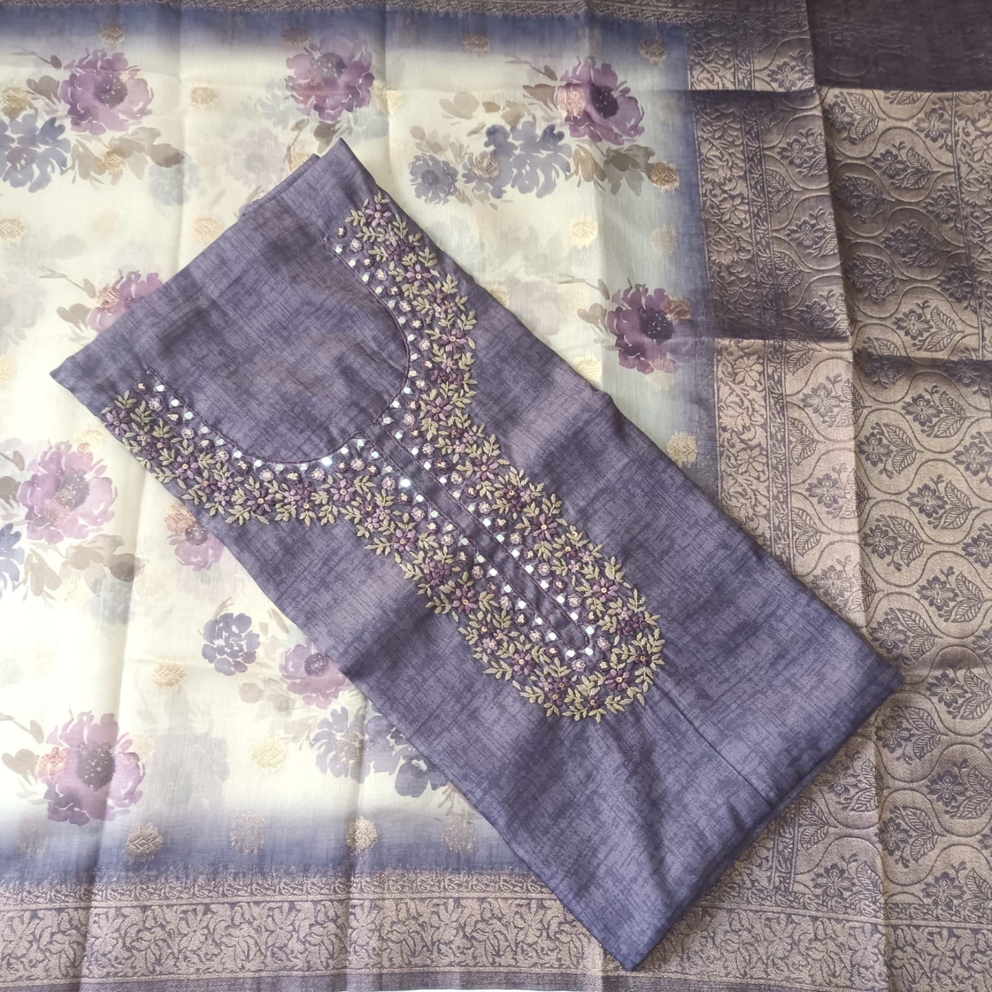 VIOLET - TISSUE LINEN  HANDWORKED SUIT SET