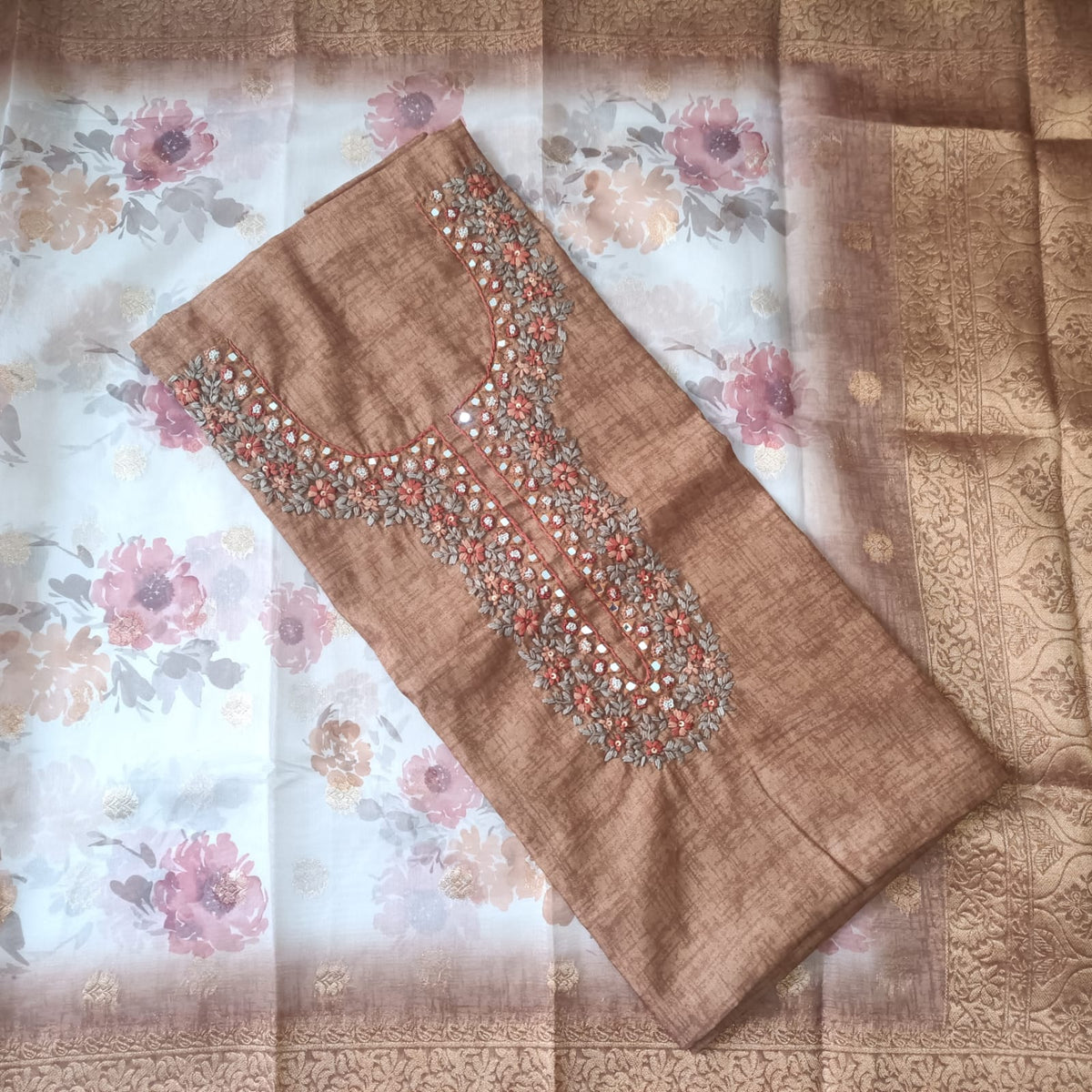 BROWN - TISSUE LINEN  HANDWORKED SUIT SET