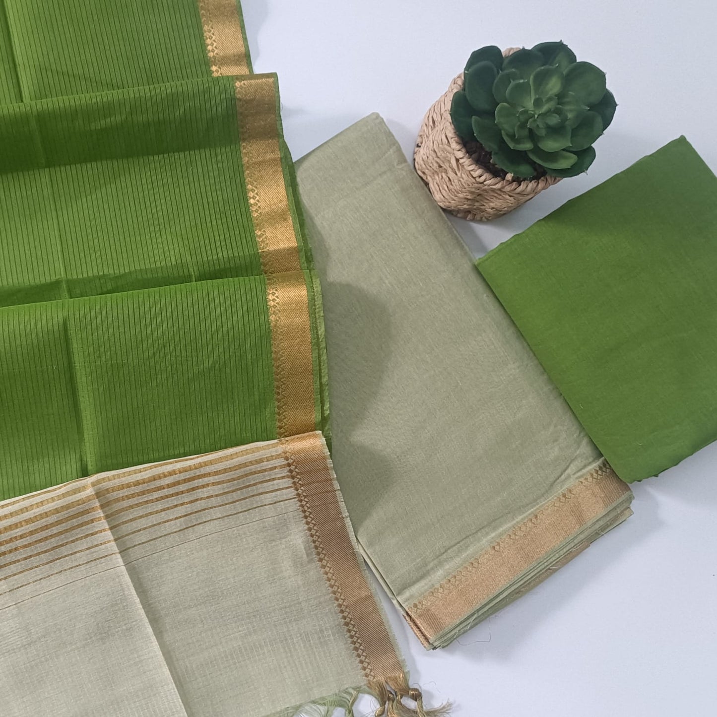 PASTEL GREEN & LEAF GREEN - PURE MANGALAGIRI SUIT SET